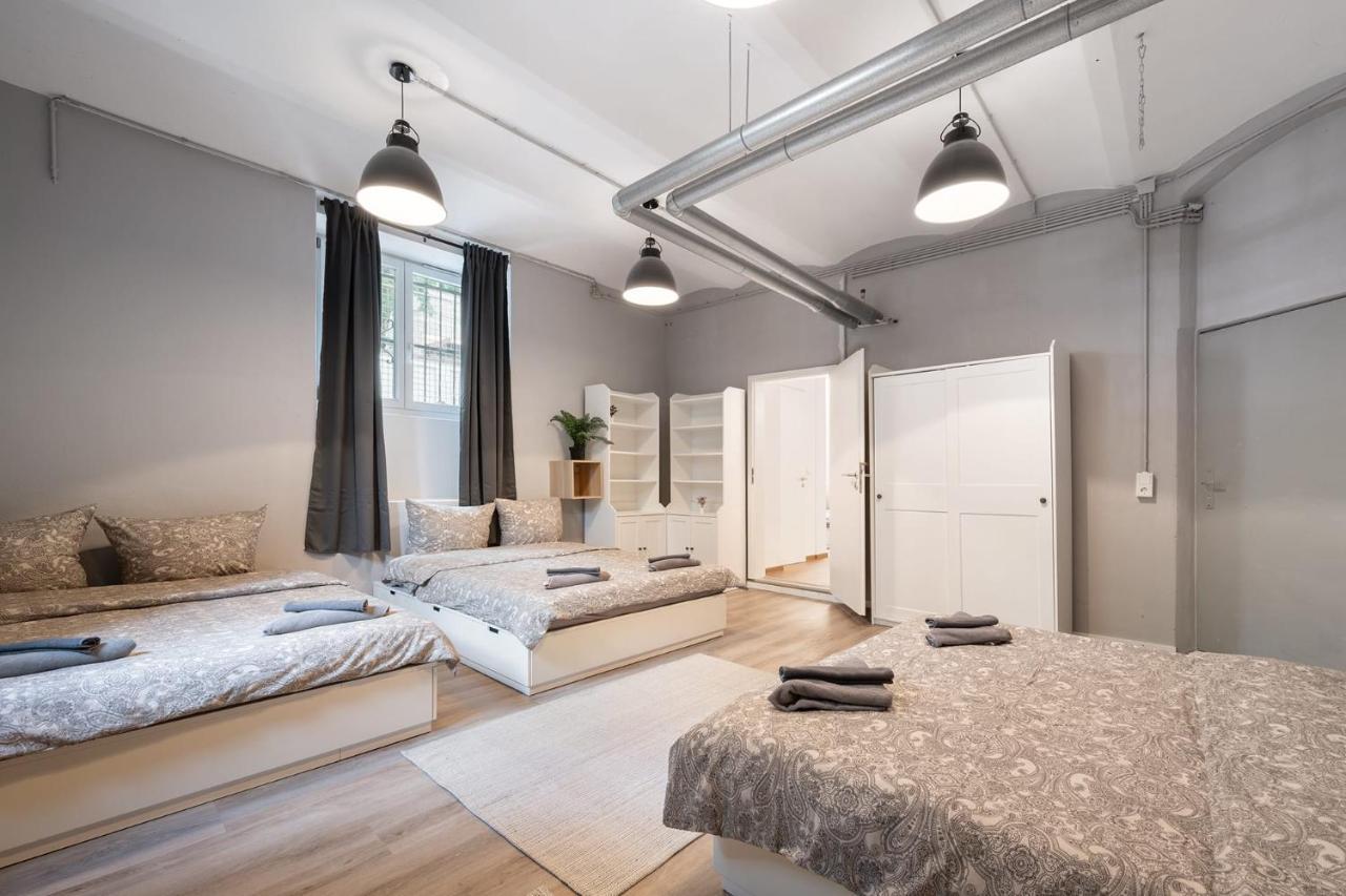 Munich City - Apartment 2 Bedroom With Great Kitchen Bagian luar foto