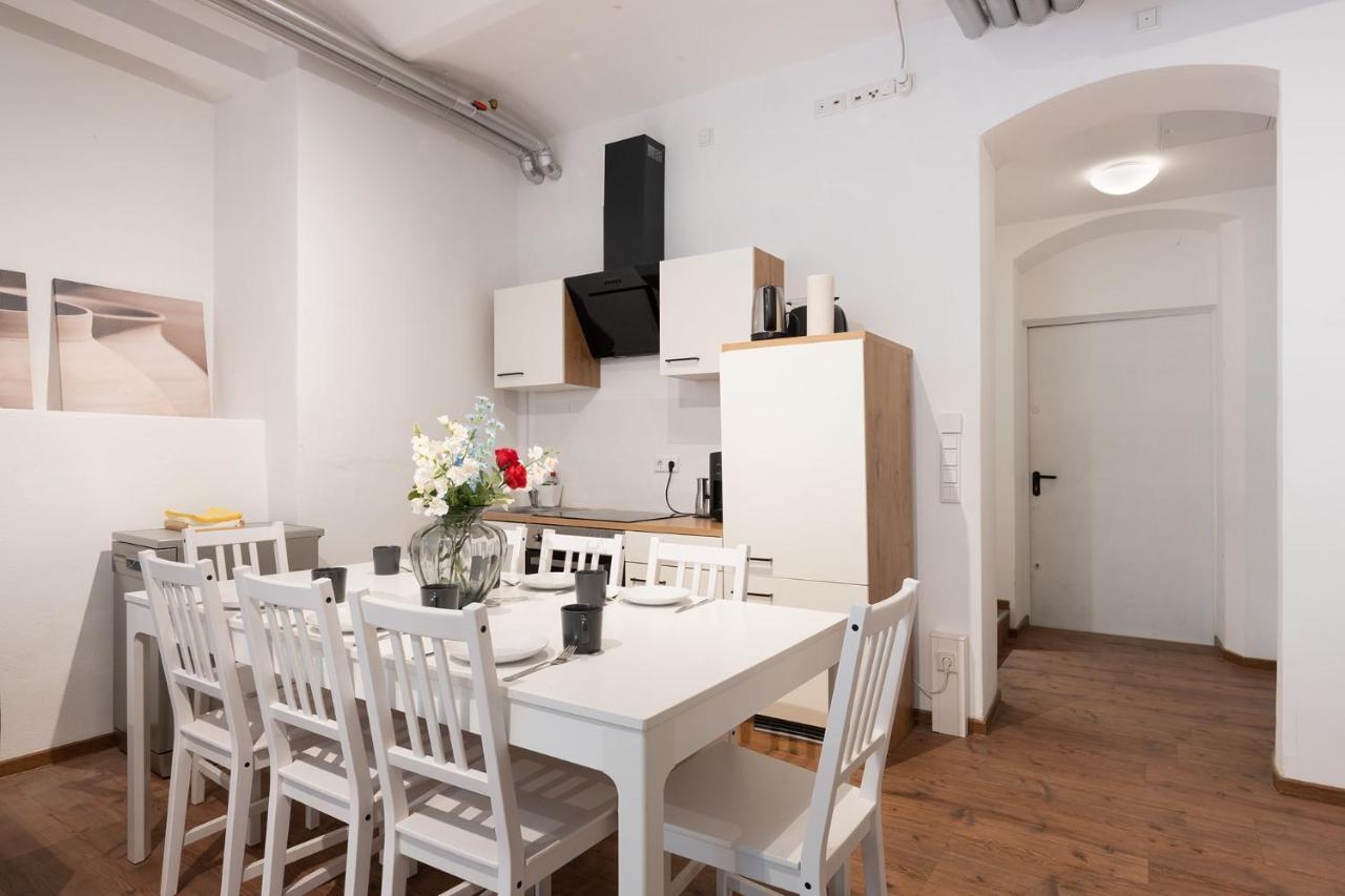 Munich City - Apartment 2 Bedroom With Great Kitchen Bagian luar foto